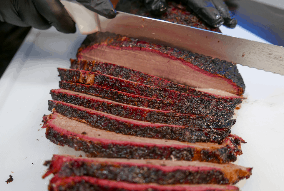 Smoked Chuck Roast vs Brisket Which Is Perfect For Grilling? Meat 'n